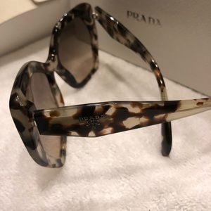 Prada Sunglasses almost New
